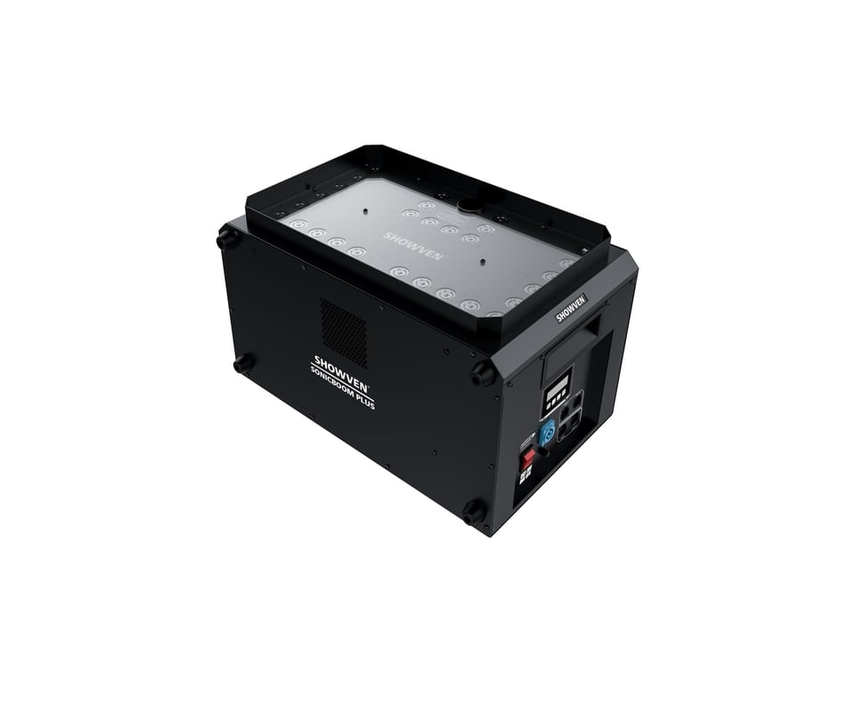 Showven Sonic Boom Plus, LED smoke machine in cardboard box